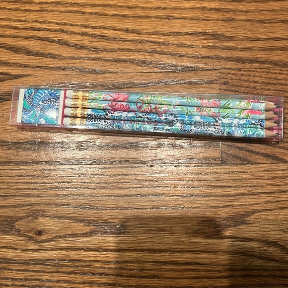 Lilly Pulitzer Bahia Backpack, pouch pencils, eraser lunch box High Maintenance - Picture 16 of 16